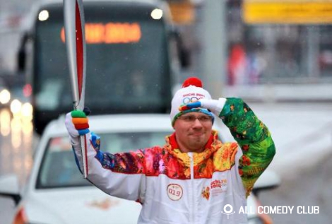 Гарик Харламов поучаствовал в эстафете Олимпийского огня